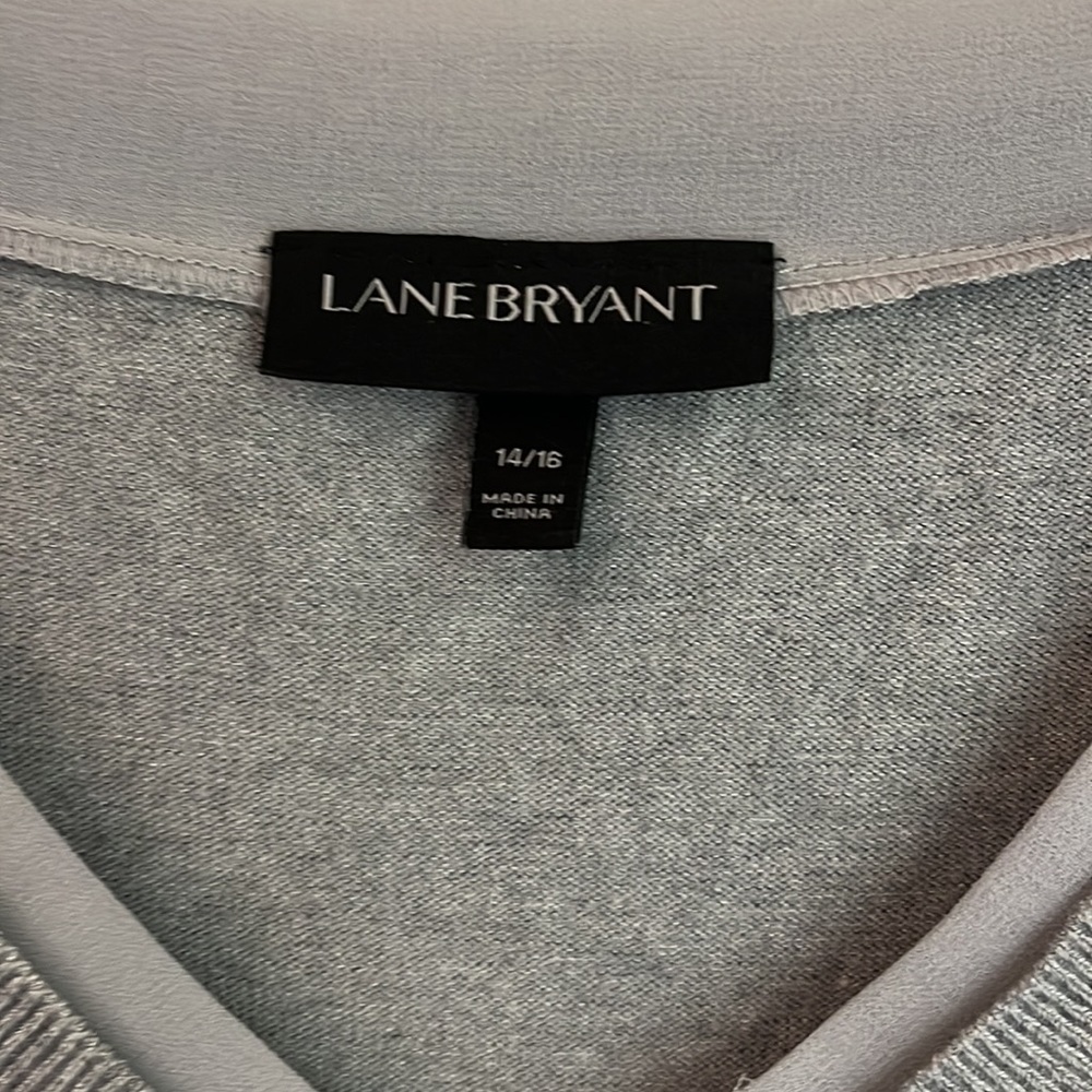Gray long sleeve sweater size 14/16 - Picture 2 of 4